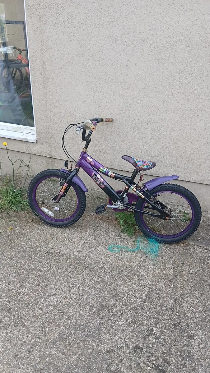 Girls bike - Image 1