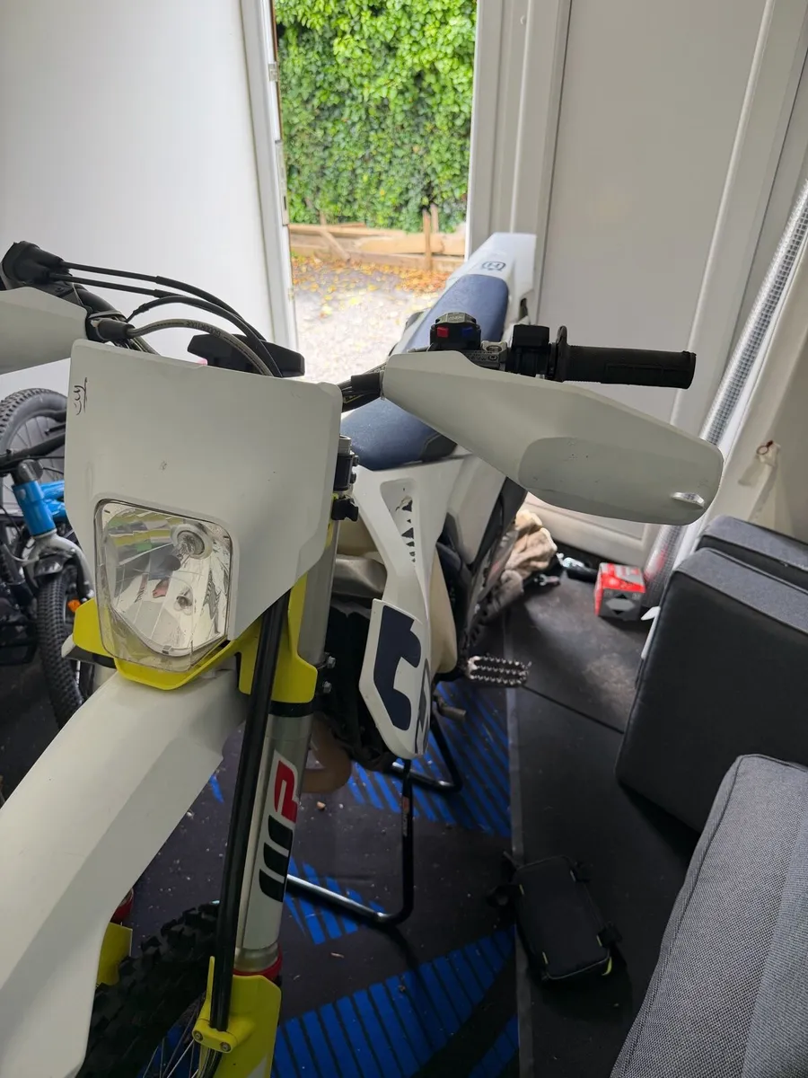 Husqvarna FE350 - Image 1