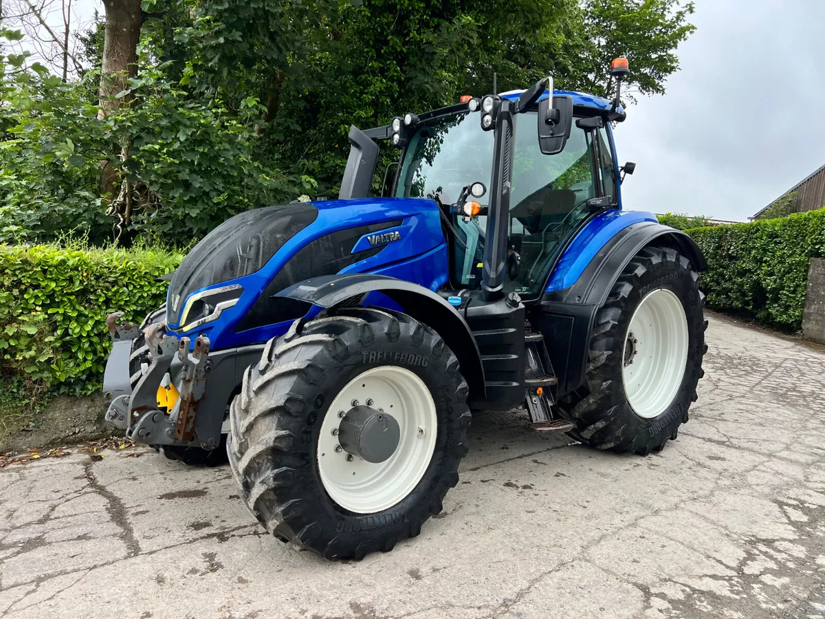 2022 Valtra T235 Direct Unlimited - Image 2