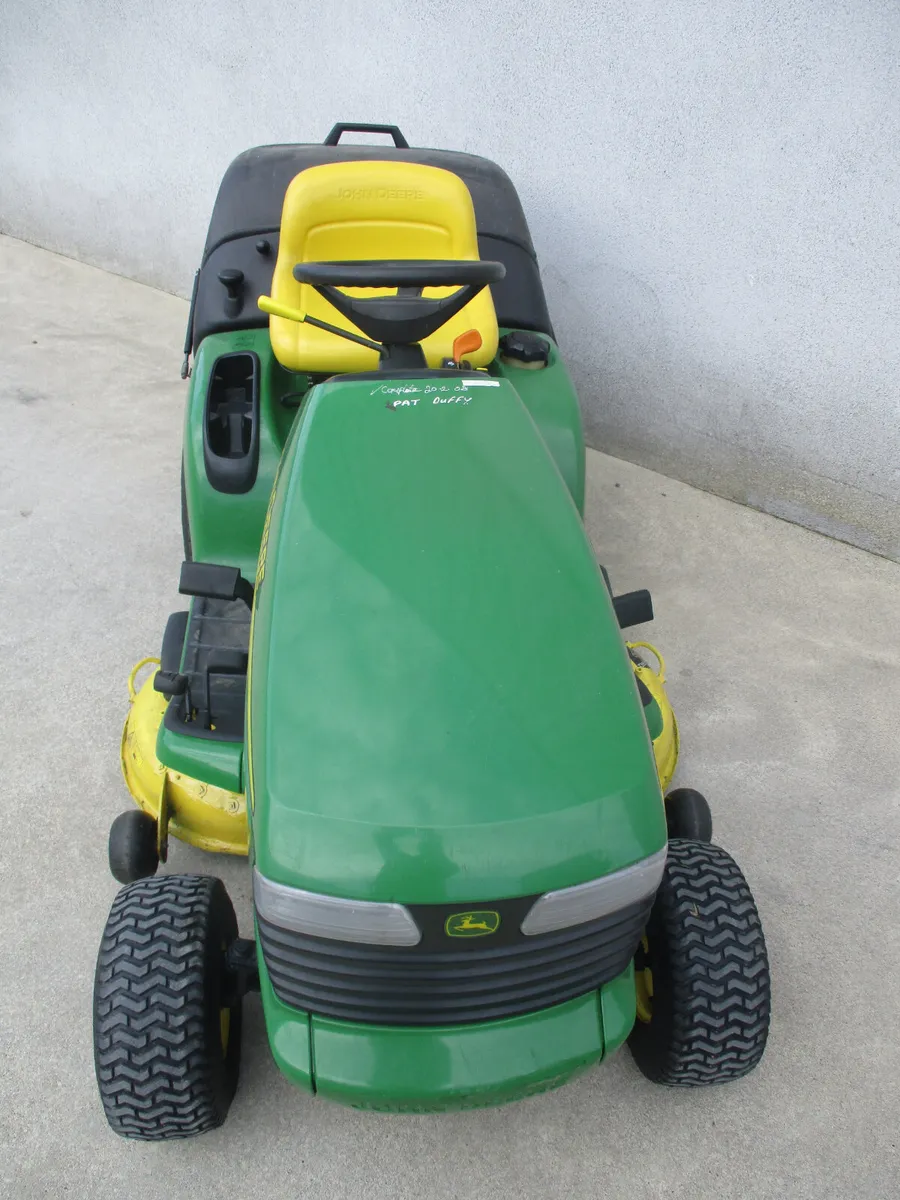 JohnDeere LTR 180 tractor mower - Image 2