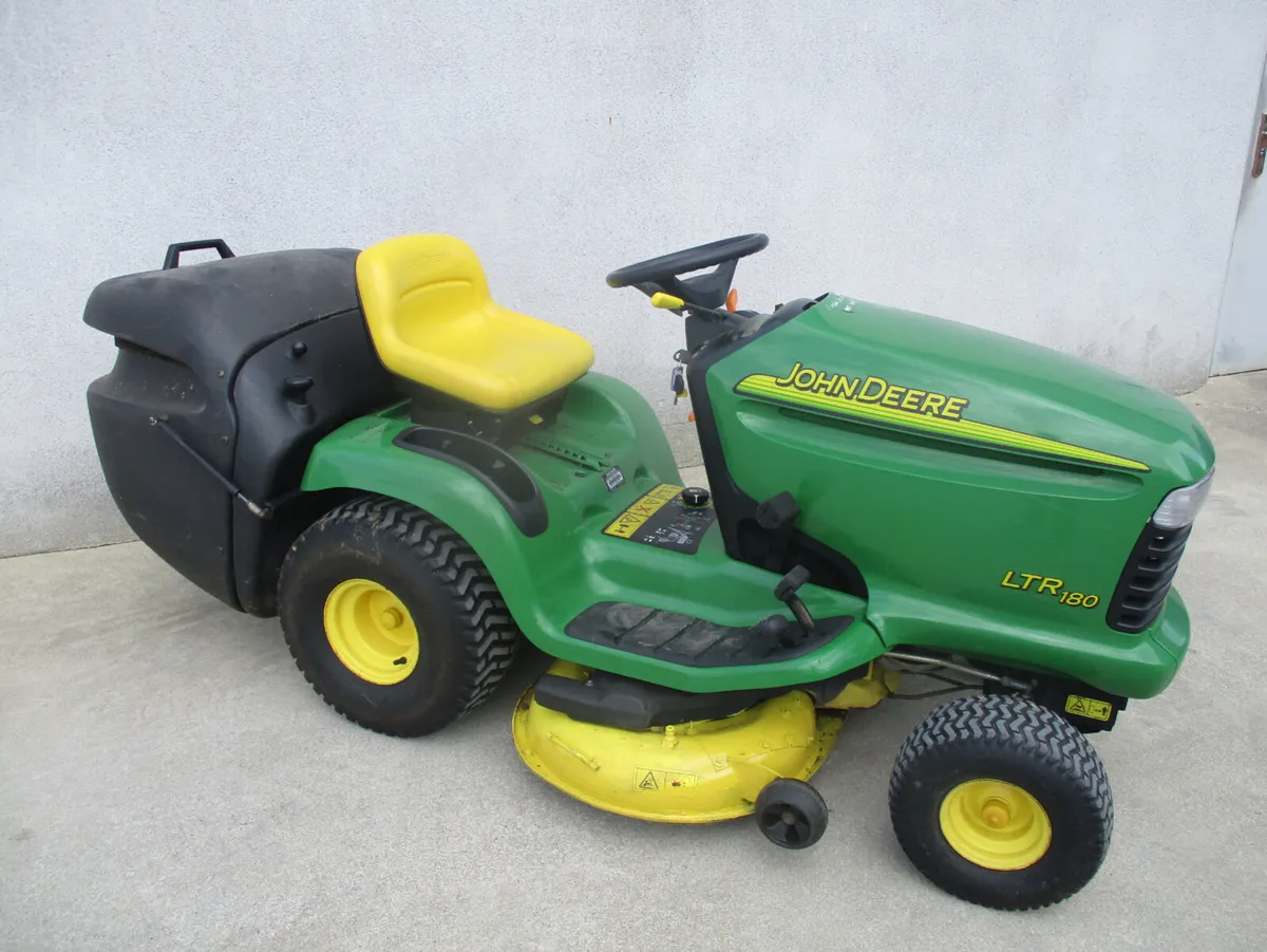 JohnDeere LTR 180 tractor mower - Image 3