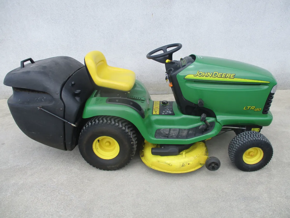 JohnDeere LTR 180 tractor mower - Image 4