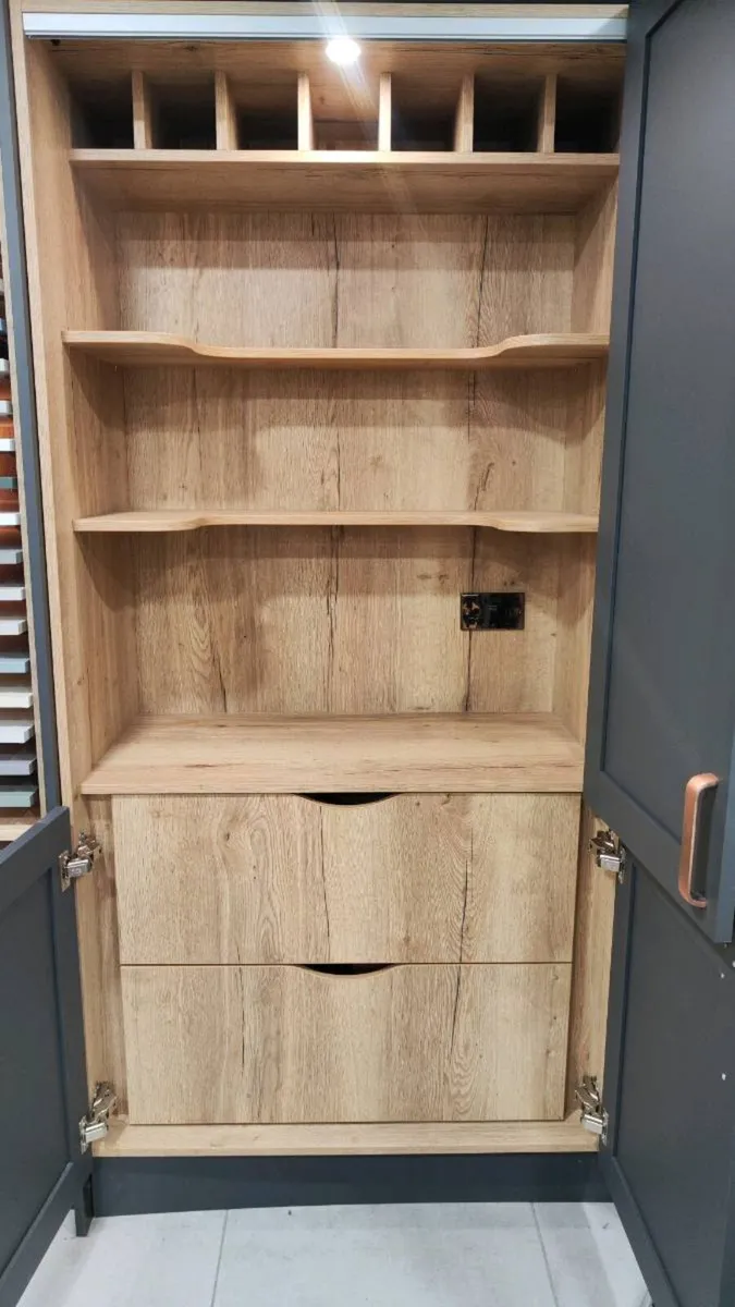 Kitchen - Image 1
