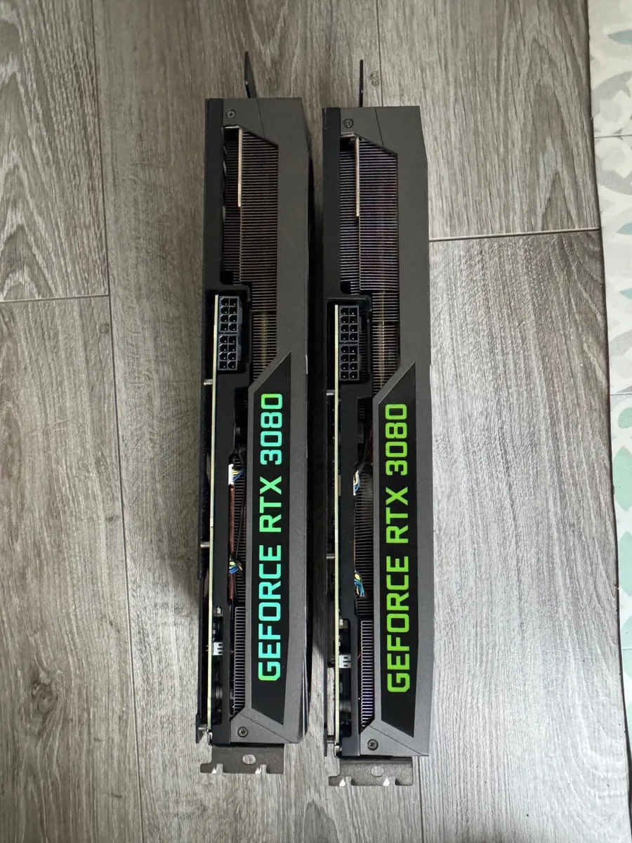 Graphics card - Image 1