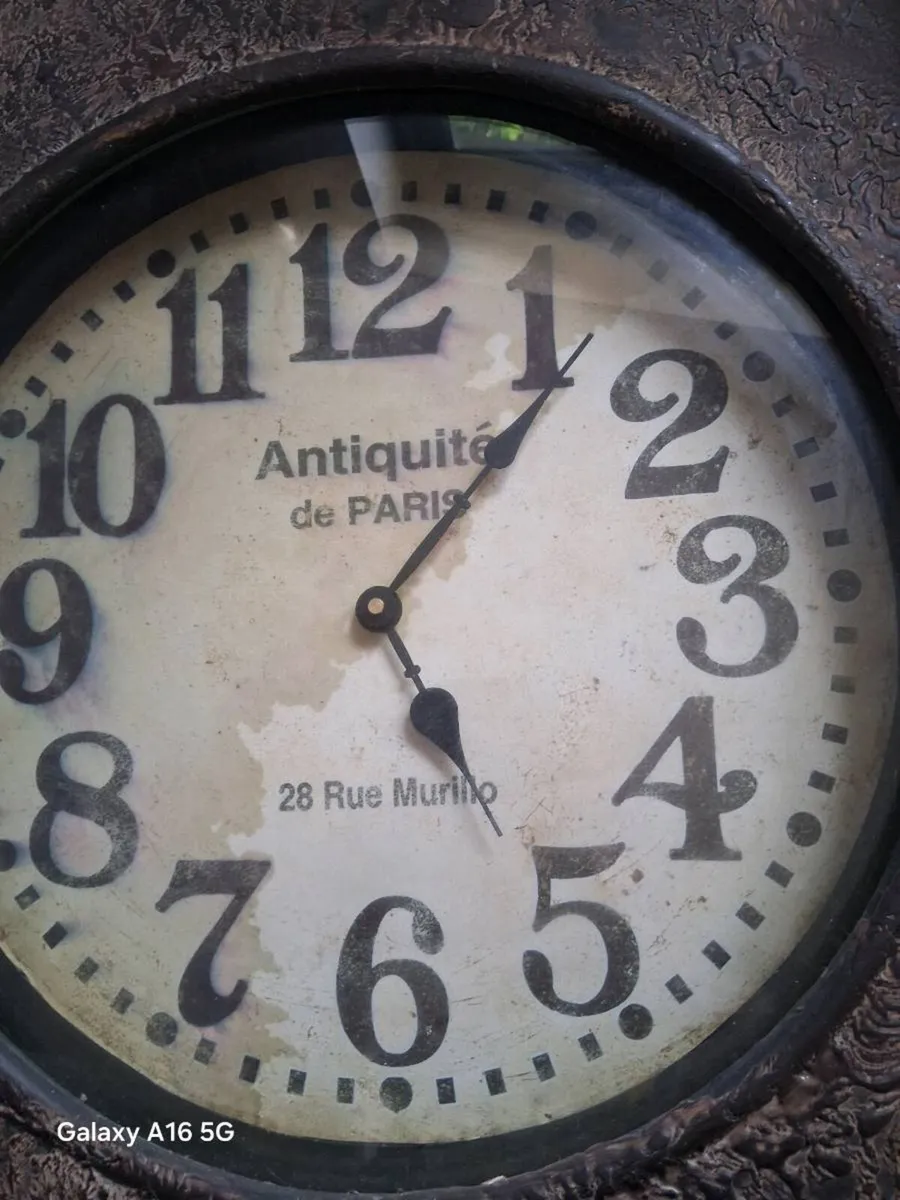Clock - Image 2