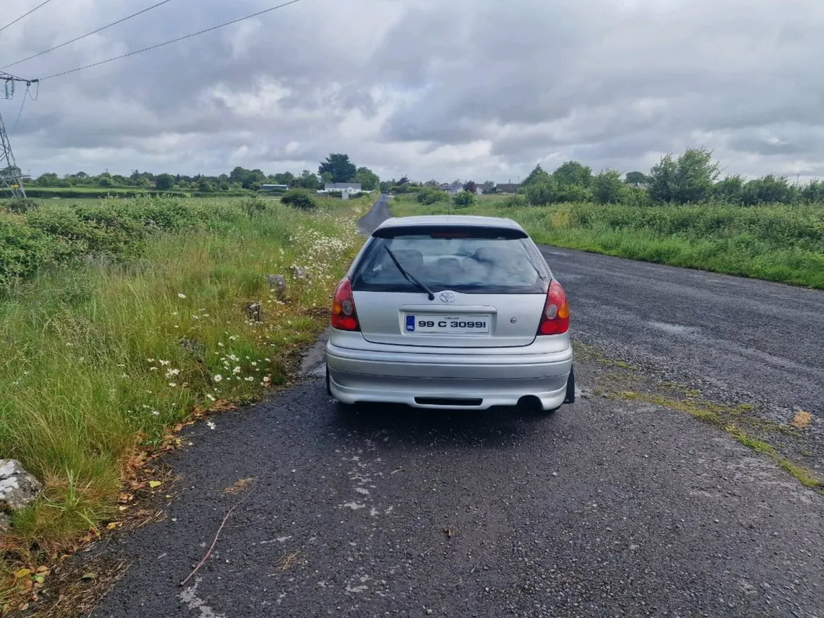 Corolla - Image 3