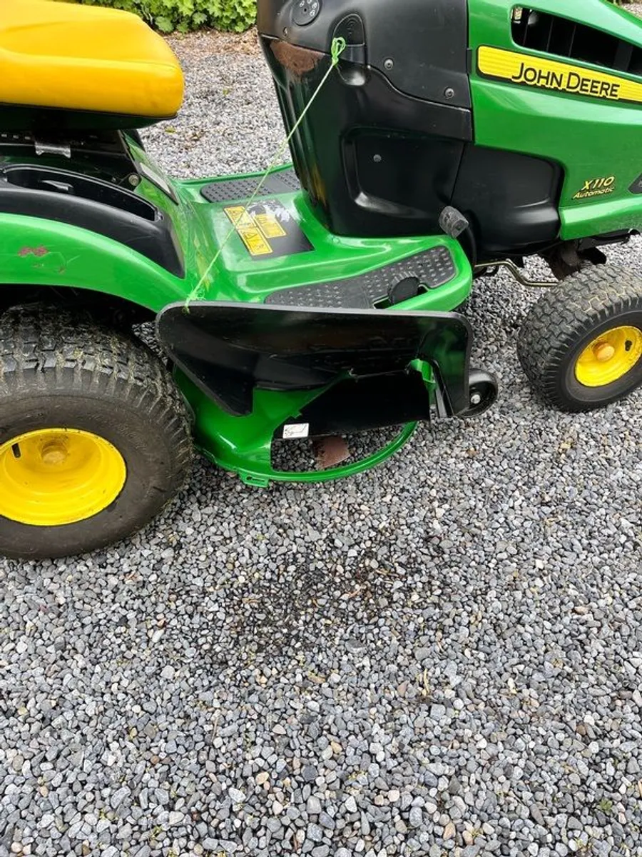 John Deere Lawn Teactor Ride on Mower - Image 4