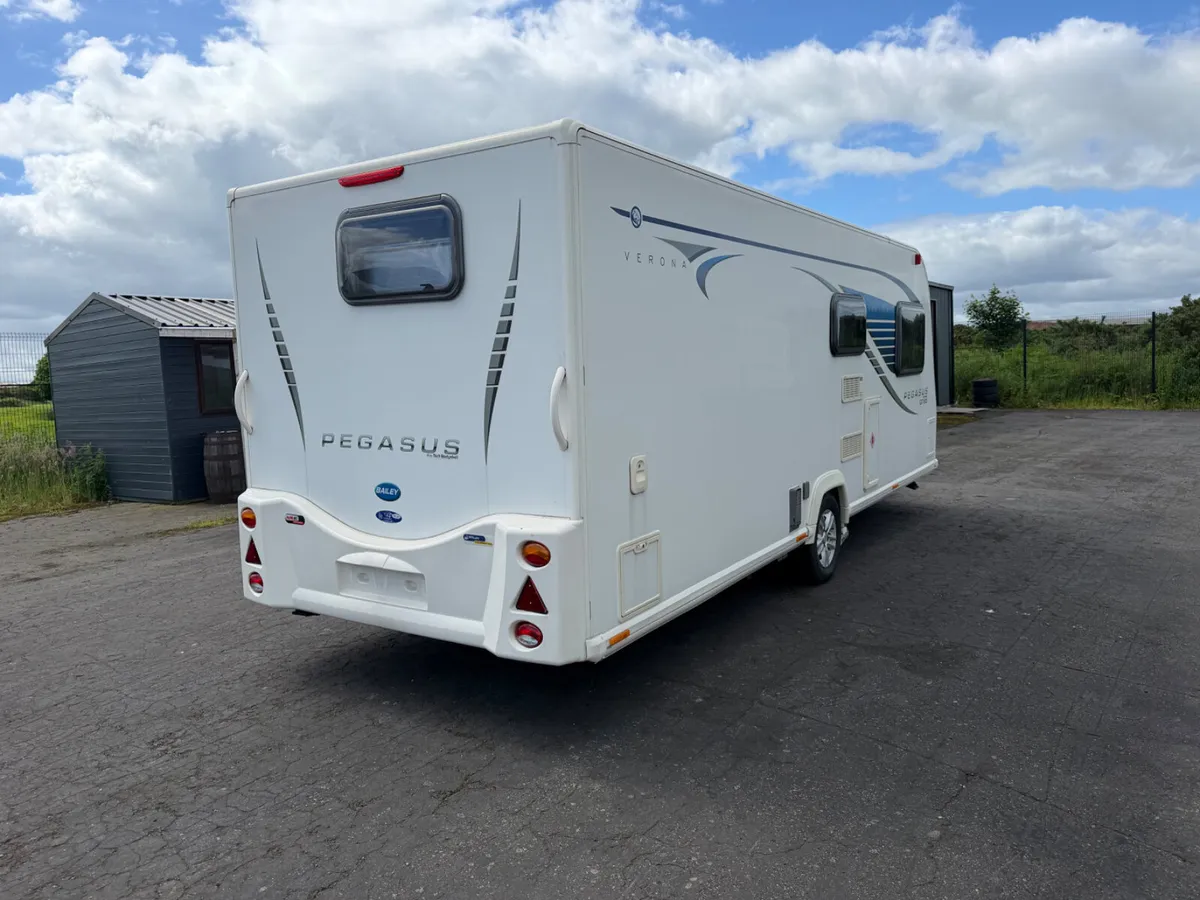 2013 Bailey Pegasus GT 65 - Image 4