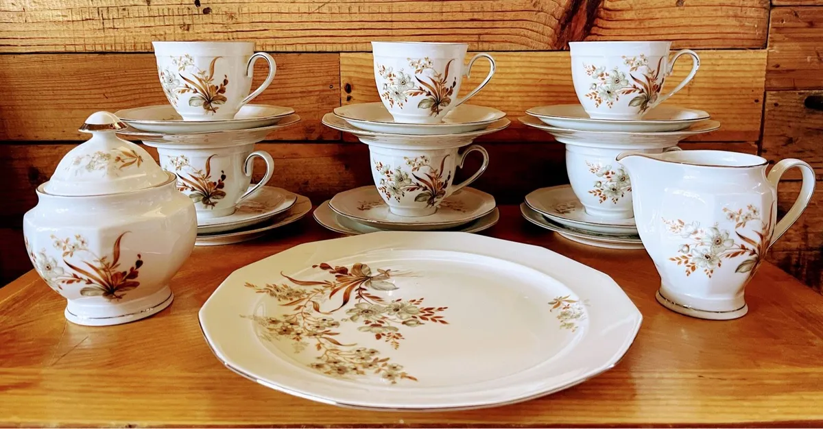Vintage 21 piece tea set - Image 2