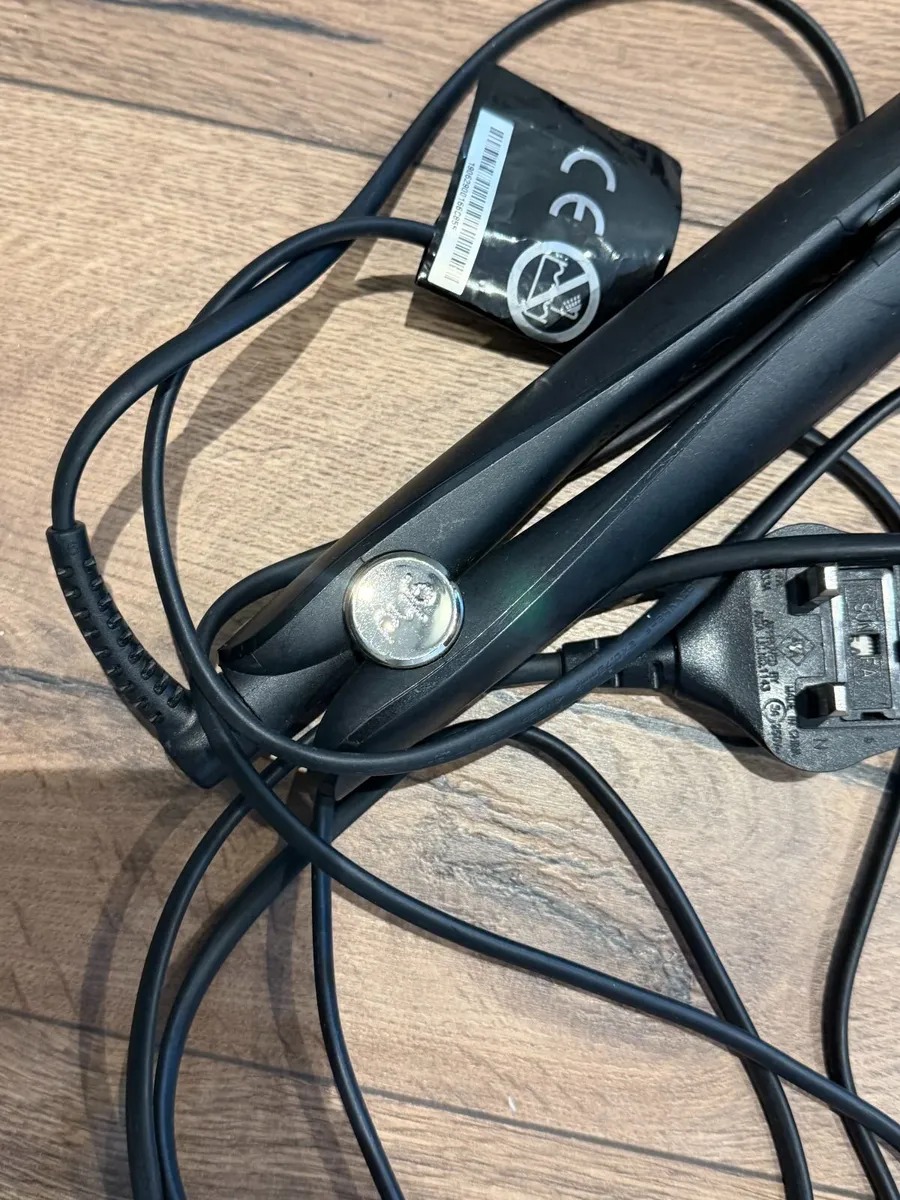 Hair straightener - Image 1