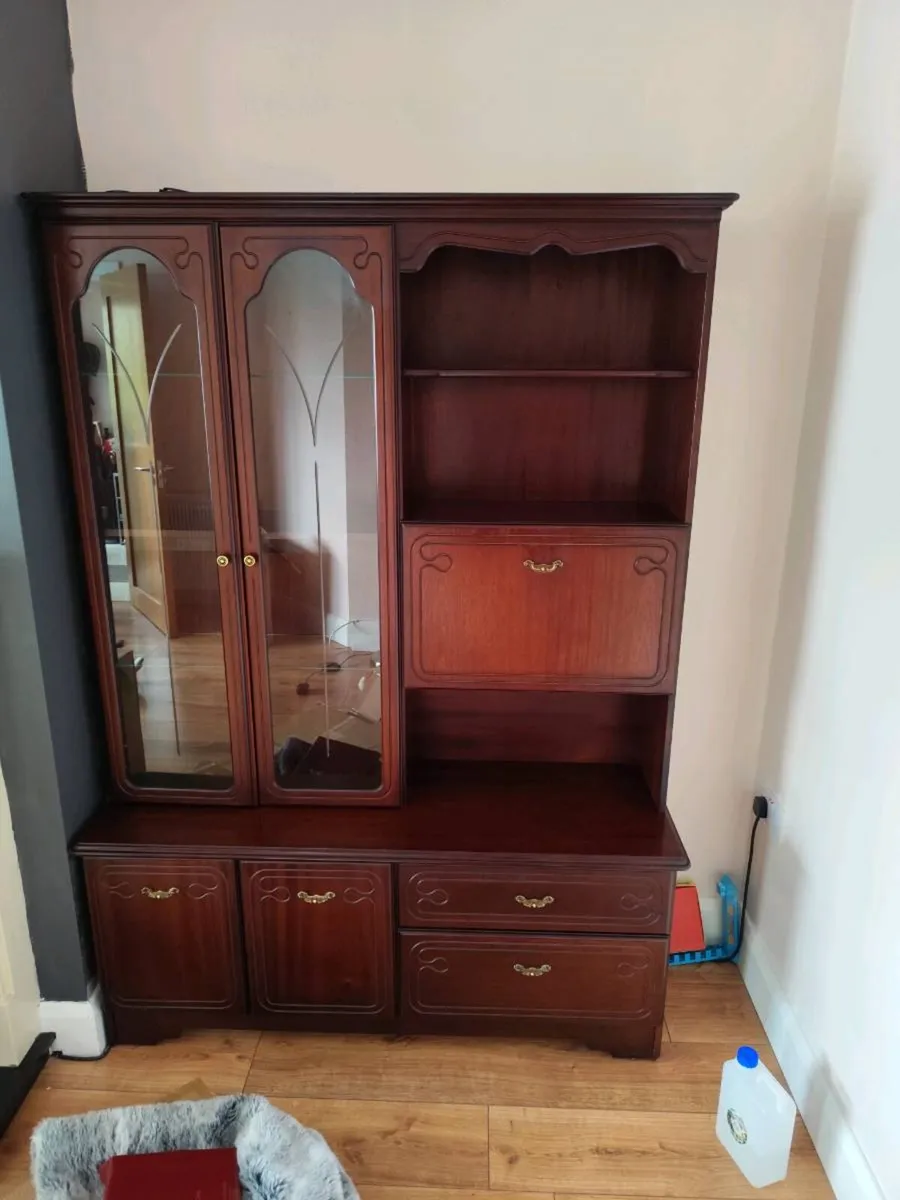 Rossmore sitting room furniture - Image 2