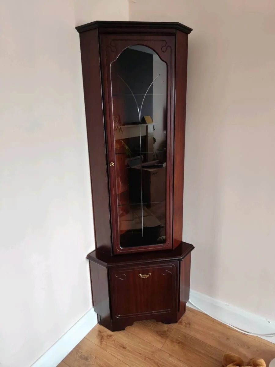 Rossmore sitting room furniture - Image 3