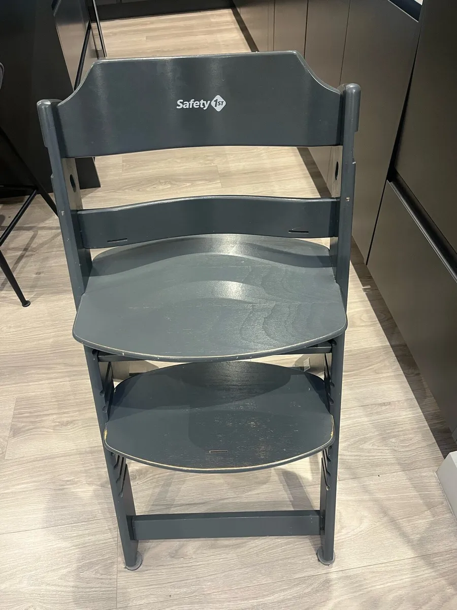 Safety 1st Timba Highchair Warm Grey - Image 1