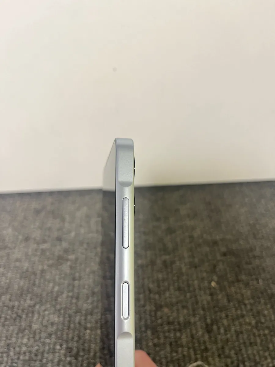 Samsung Galaxy A06 SmartPhone - Image 4