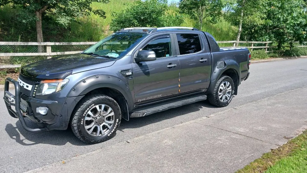 Ford Ranger wild track. 4x4 Automatic 3.2 - Image 2