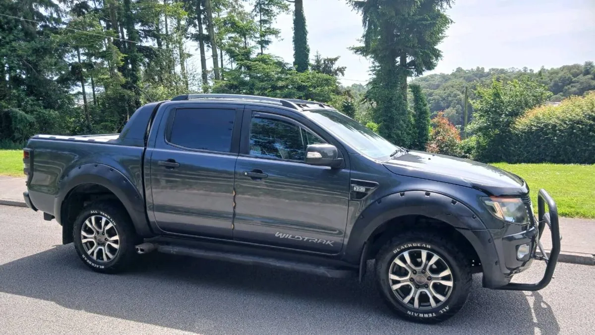Ford Ranger wild track. 4x4 Automatic 3.2 - Image 3