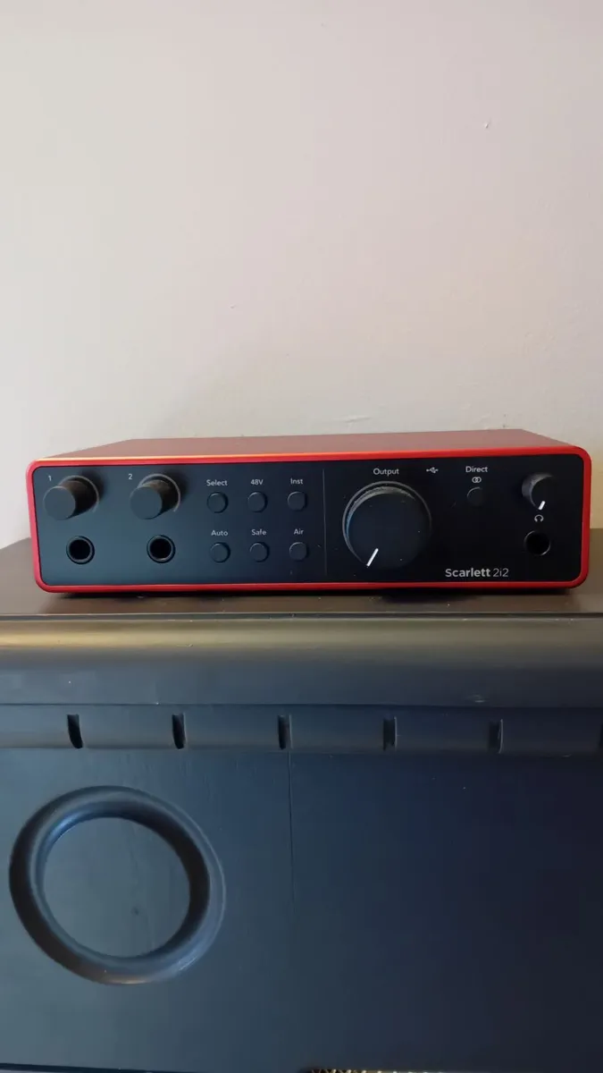 Focusrite scarlett 2i2 usb soundcard - Image 1