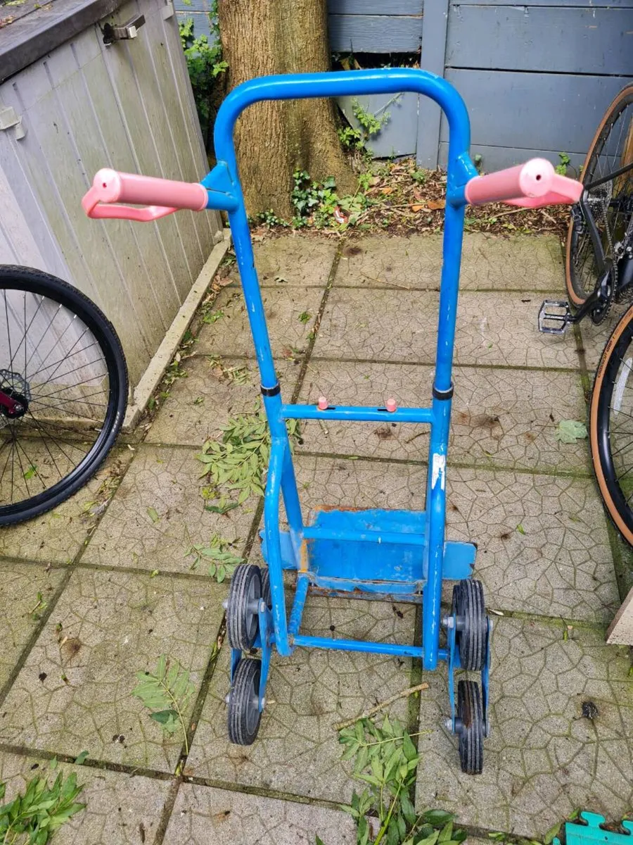 Adjustable trolley - Image 1