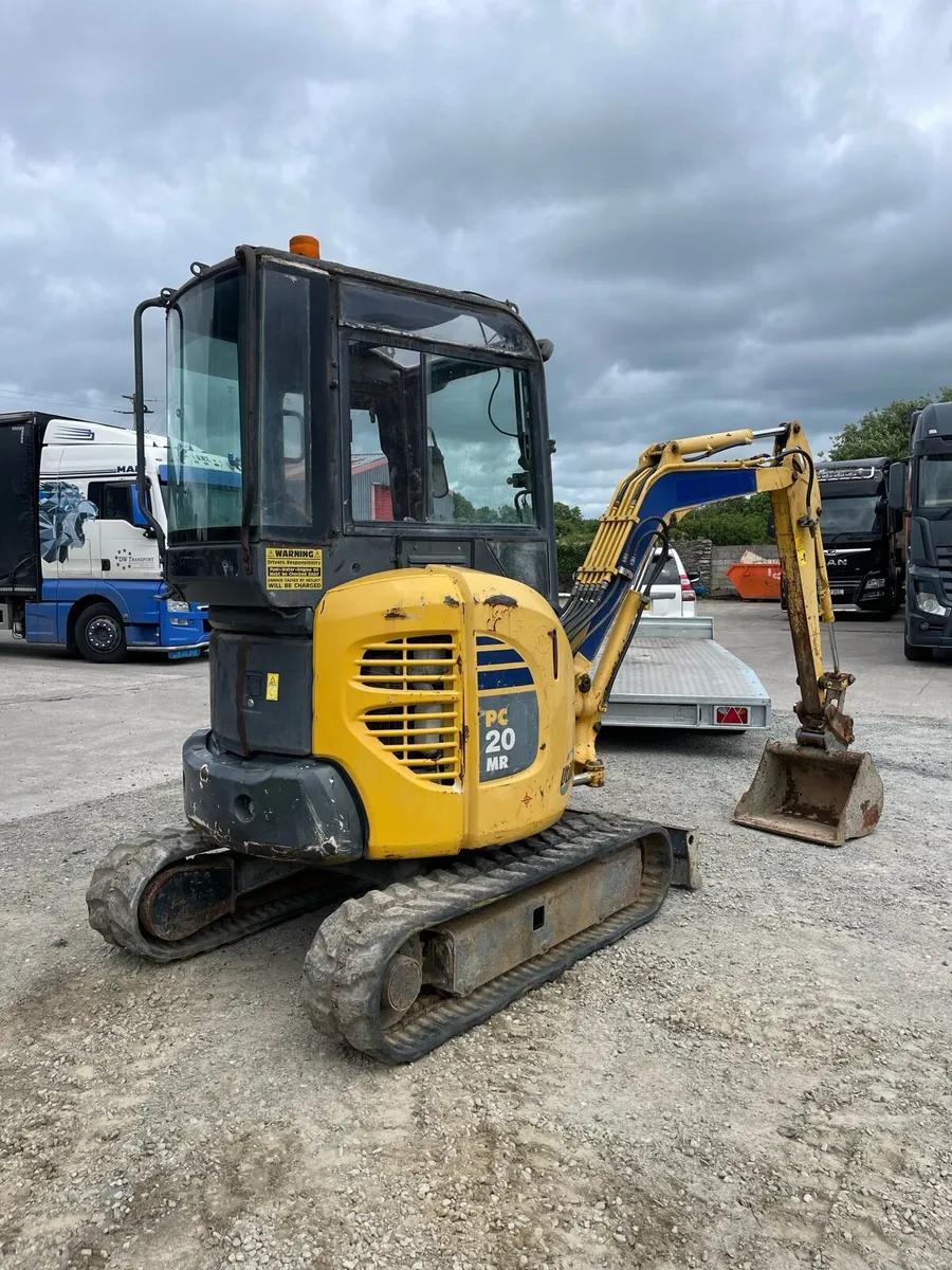 Komatsu PC22 - Image 1