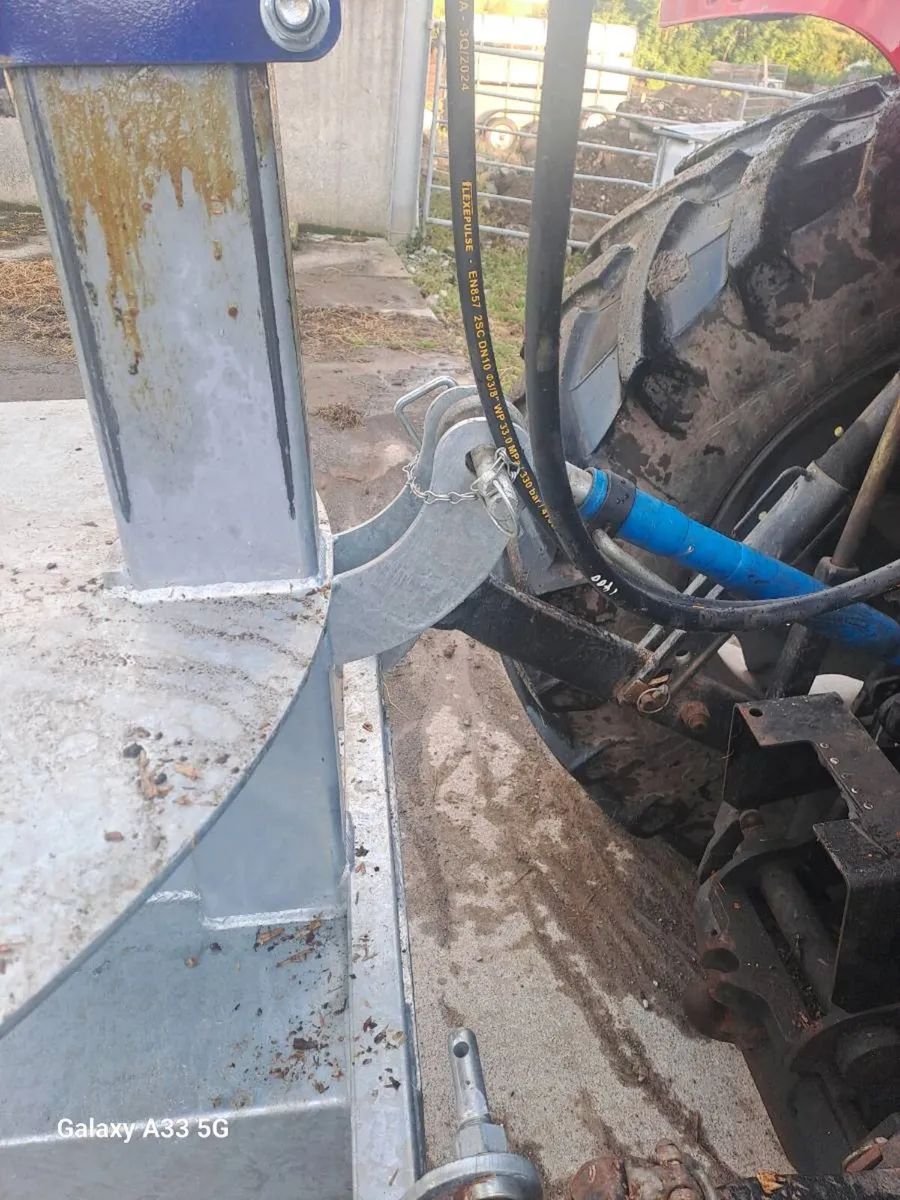 Log splitter - Image 4