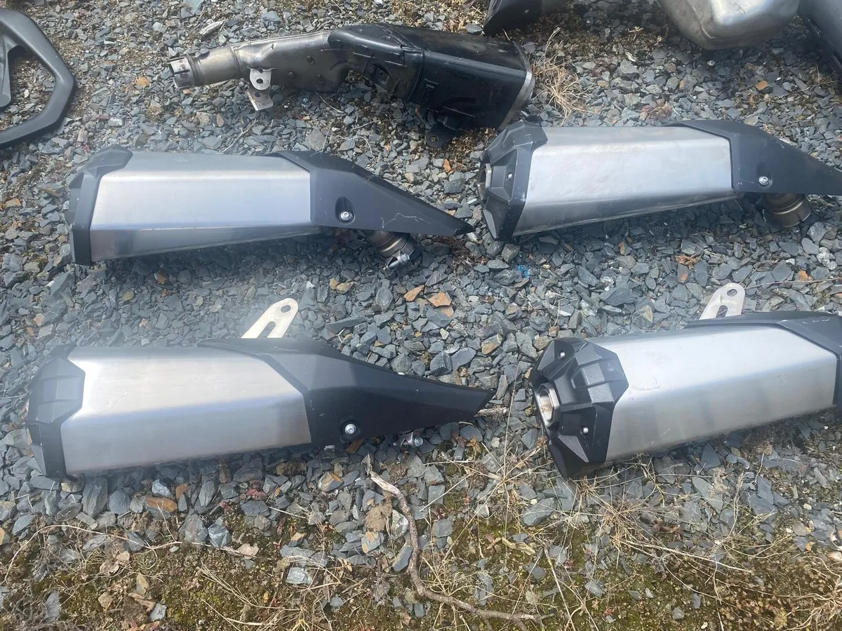 Selection of exhausts - Image 1