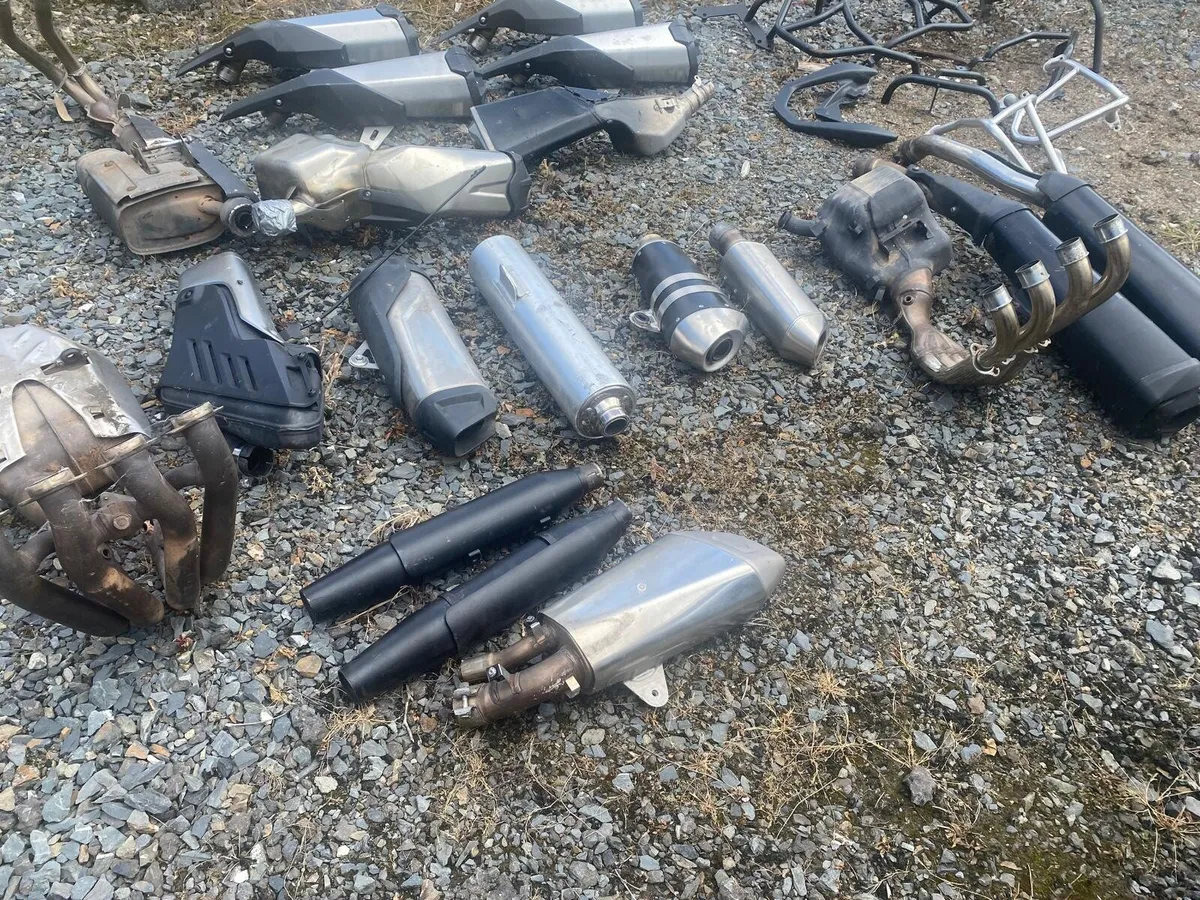 Selection of exhausts - Image 3