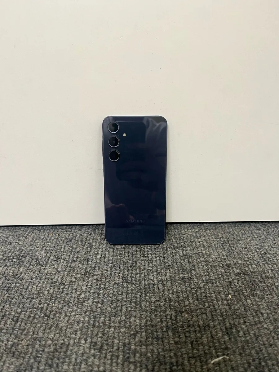 Samsung Galaxy A35 - Image 2