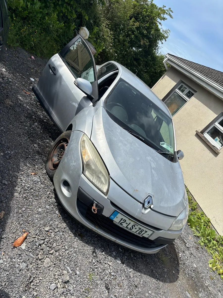 2012 Renault Megane parts/spares - Image 1