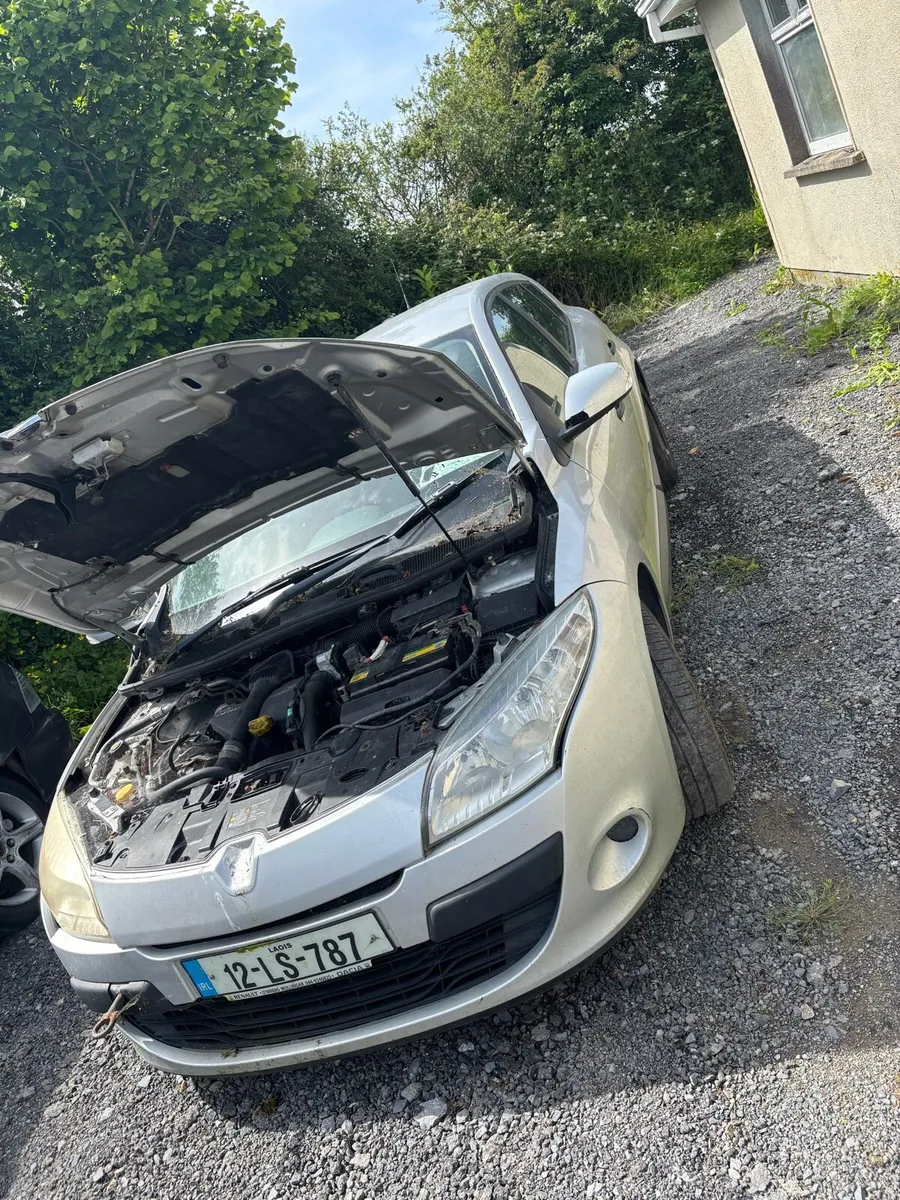 2012 Renault Megane parts/spares - Image 2