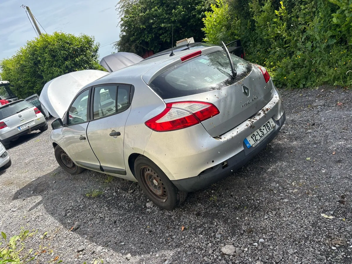 2012 Renault Megane parts/spares - Image 3