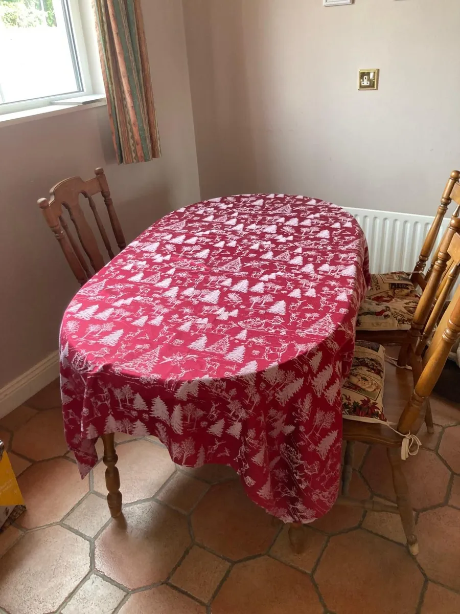 TABLE AND 4 CHAIRS FREE - Image 2