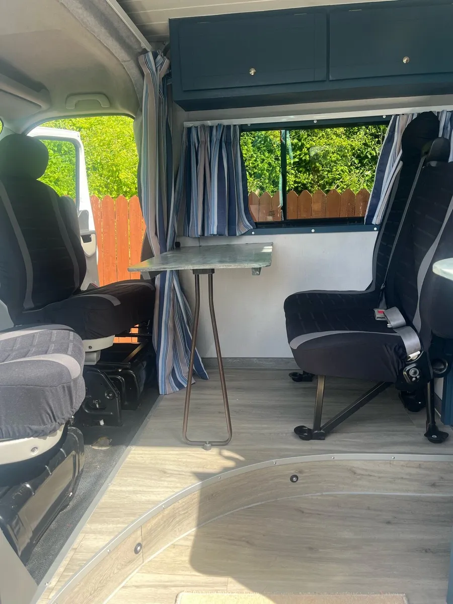 Renault master camper van - Image 3