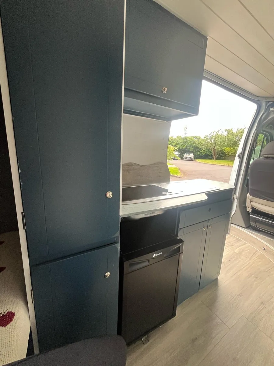 Renault master camper van - Image 4