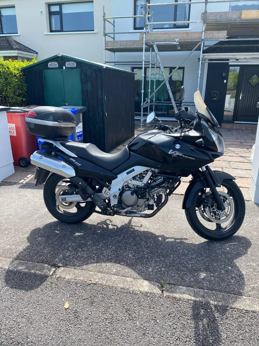 Suzuki Vstrom 650 - Image 2