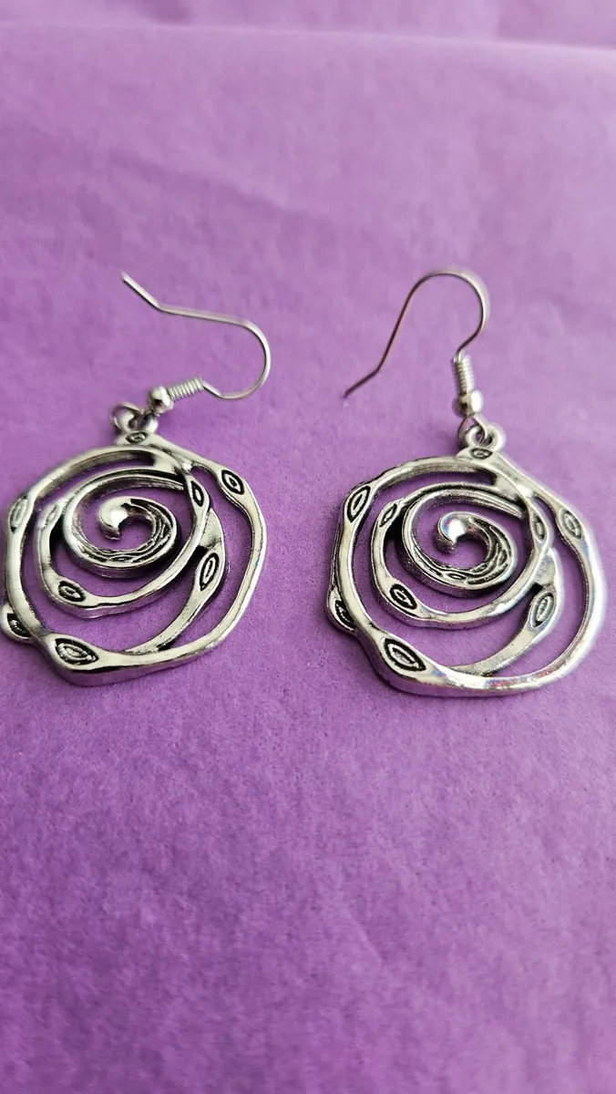 Necklace and Earrings - Image 2