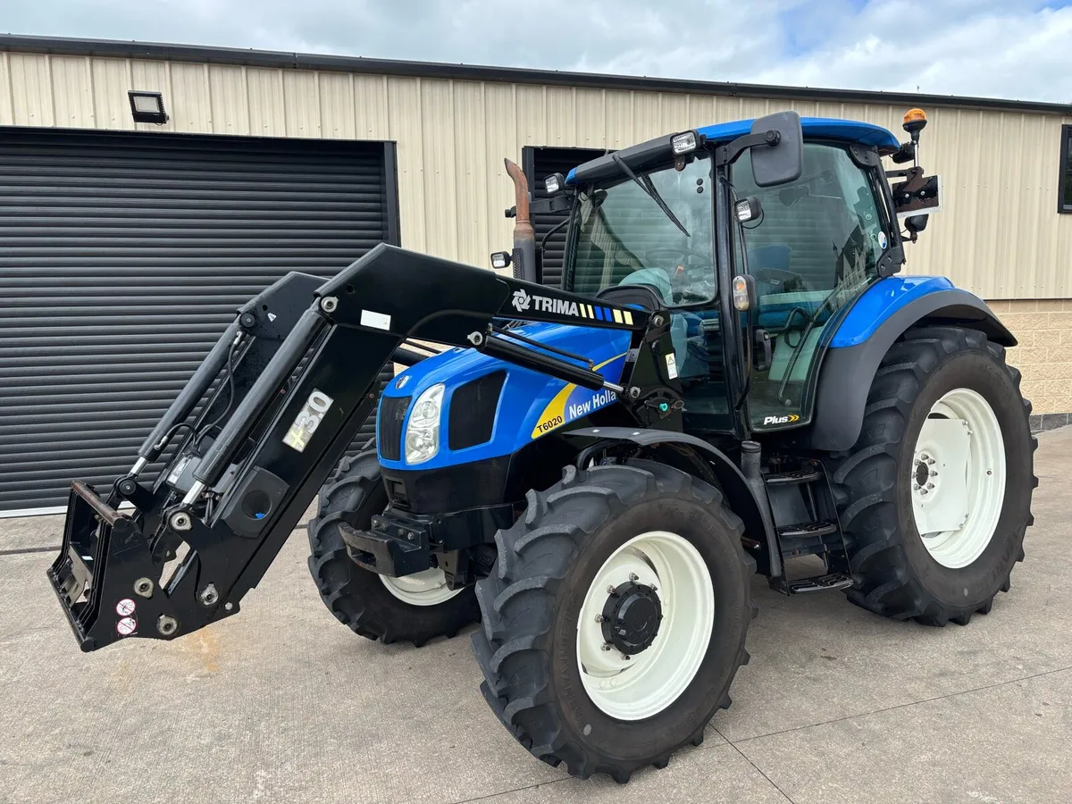 2010 NEW HOLLAND T6020 PLUS - Image 2