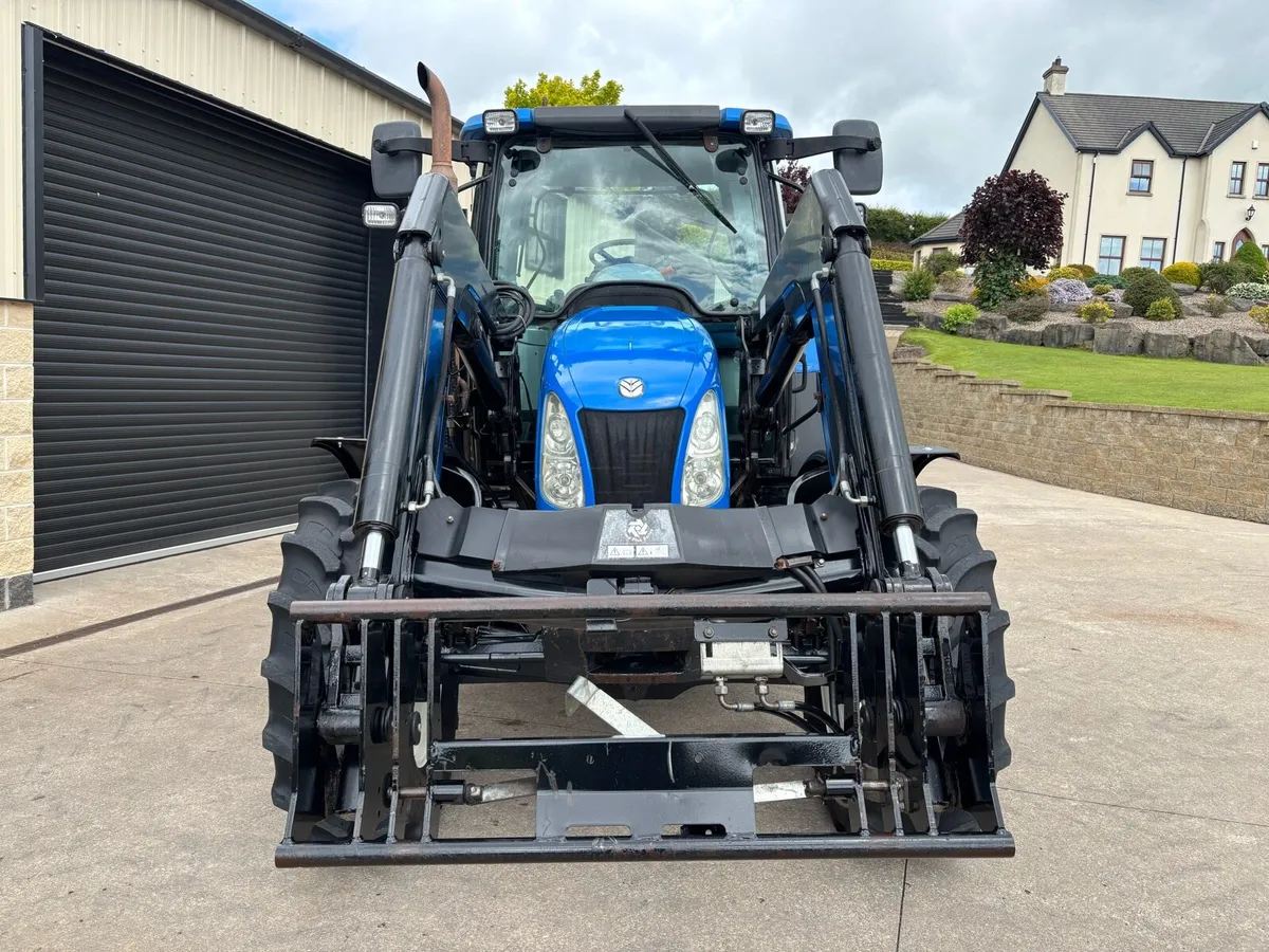 2010 NEW HOLLAND T6020 PLUS - Image 3