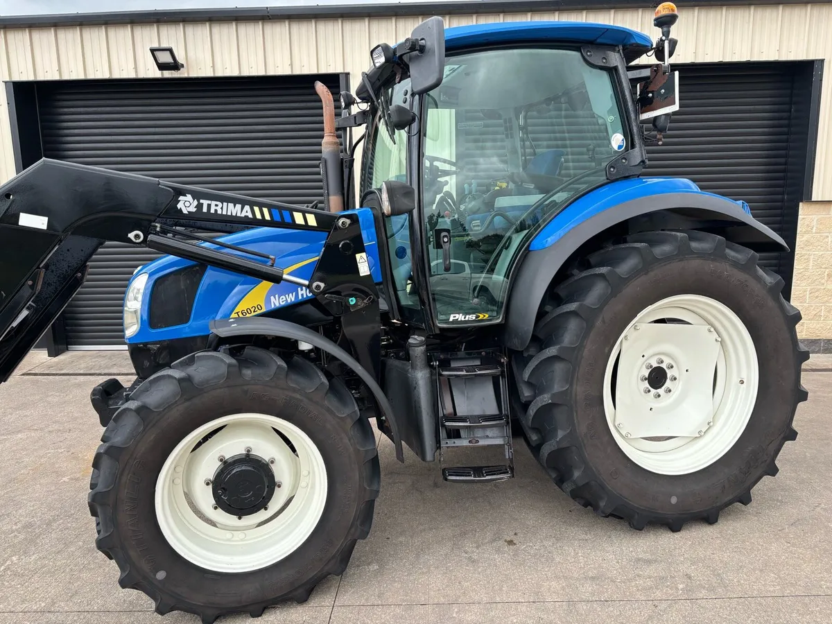 2010 NEW HOLLAND T6020 PLUS - Image 4