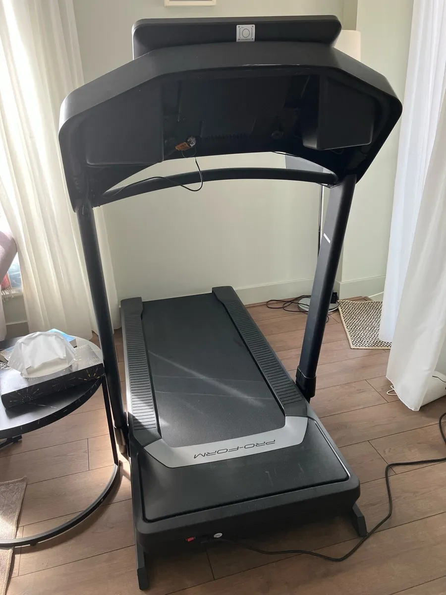 Pro form treadmill - Image 3