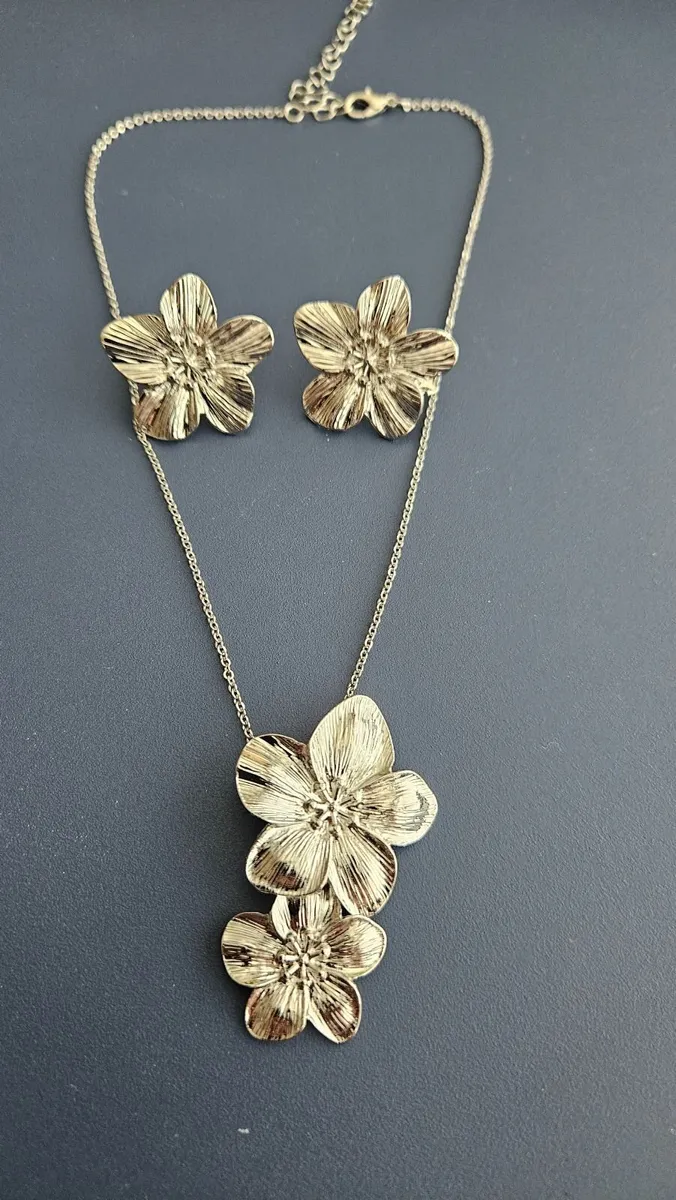 Jewellery Set - Image 2