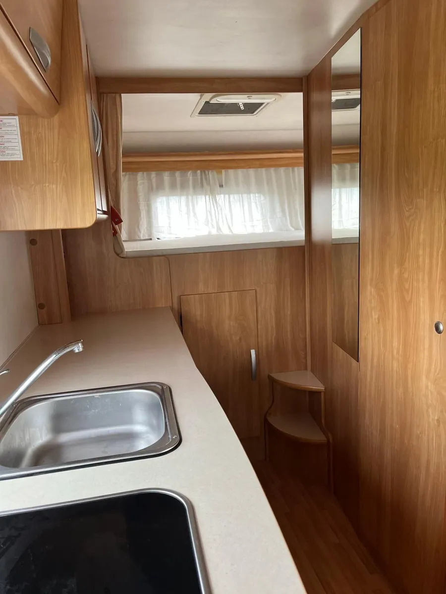 Campervan - Image 4