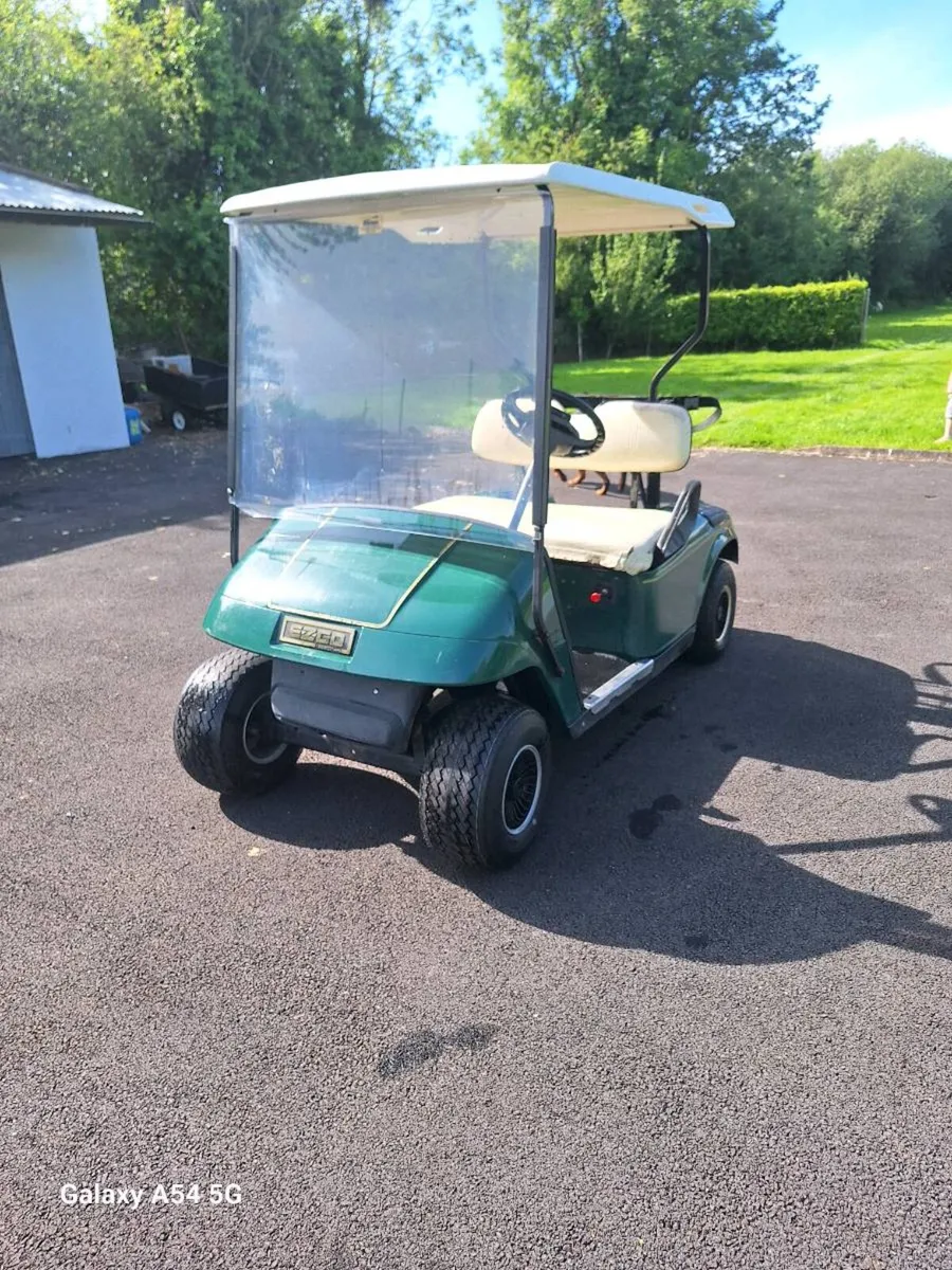 Ez-go txt golf buggy - Image 1