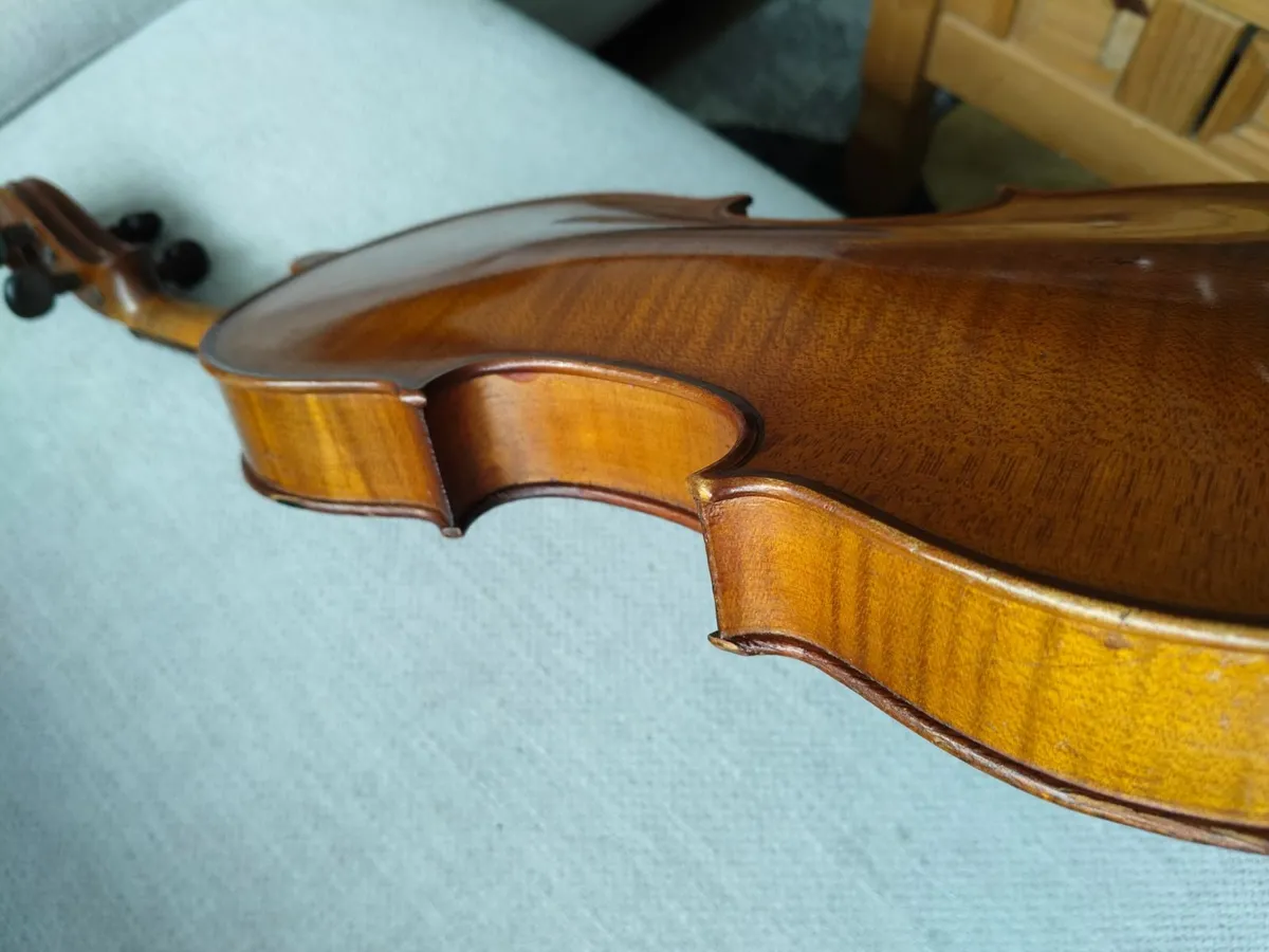 Old 4/4 violin - Image 4