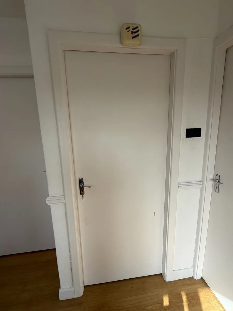 Internal doors - x3 types - check photos! - Image 2