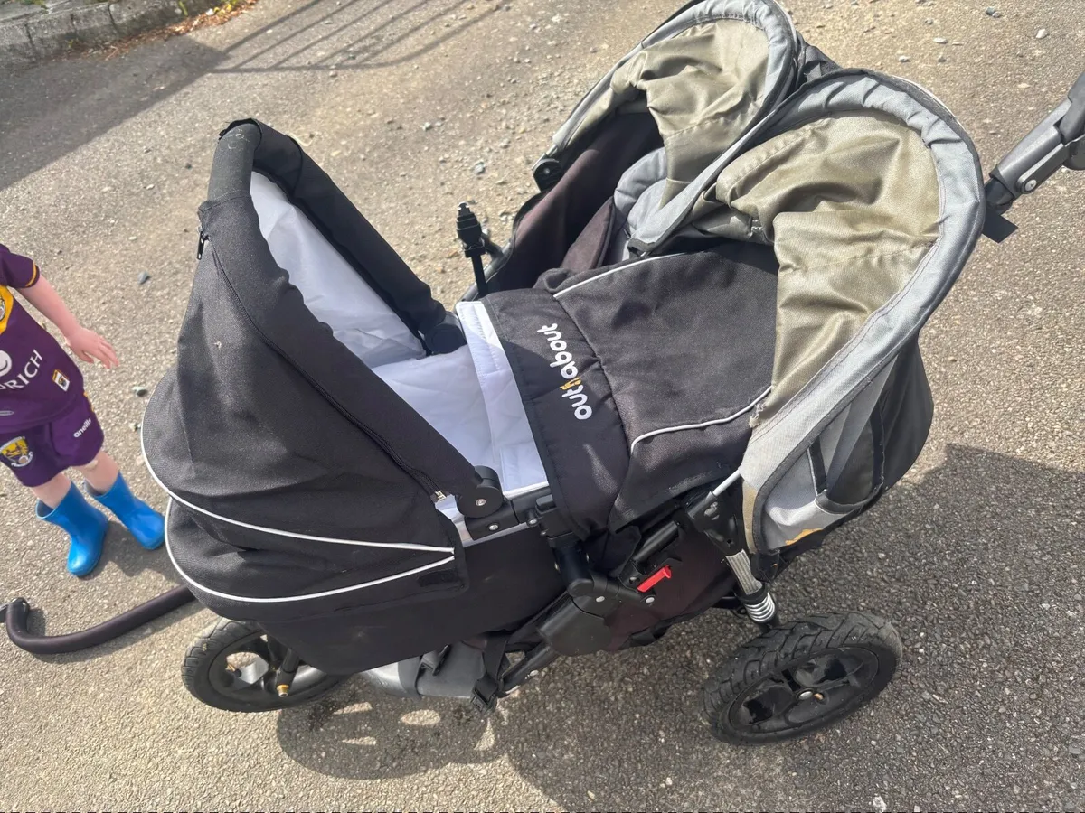 Double out n about Stroller with Bassinett - Image 4