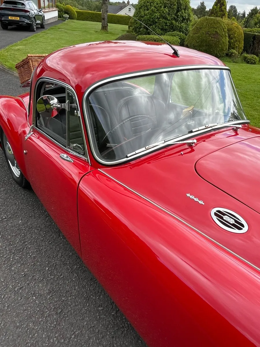 MGA 1600 - Image 2