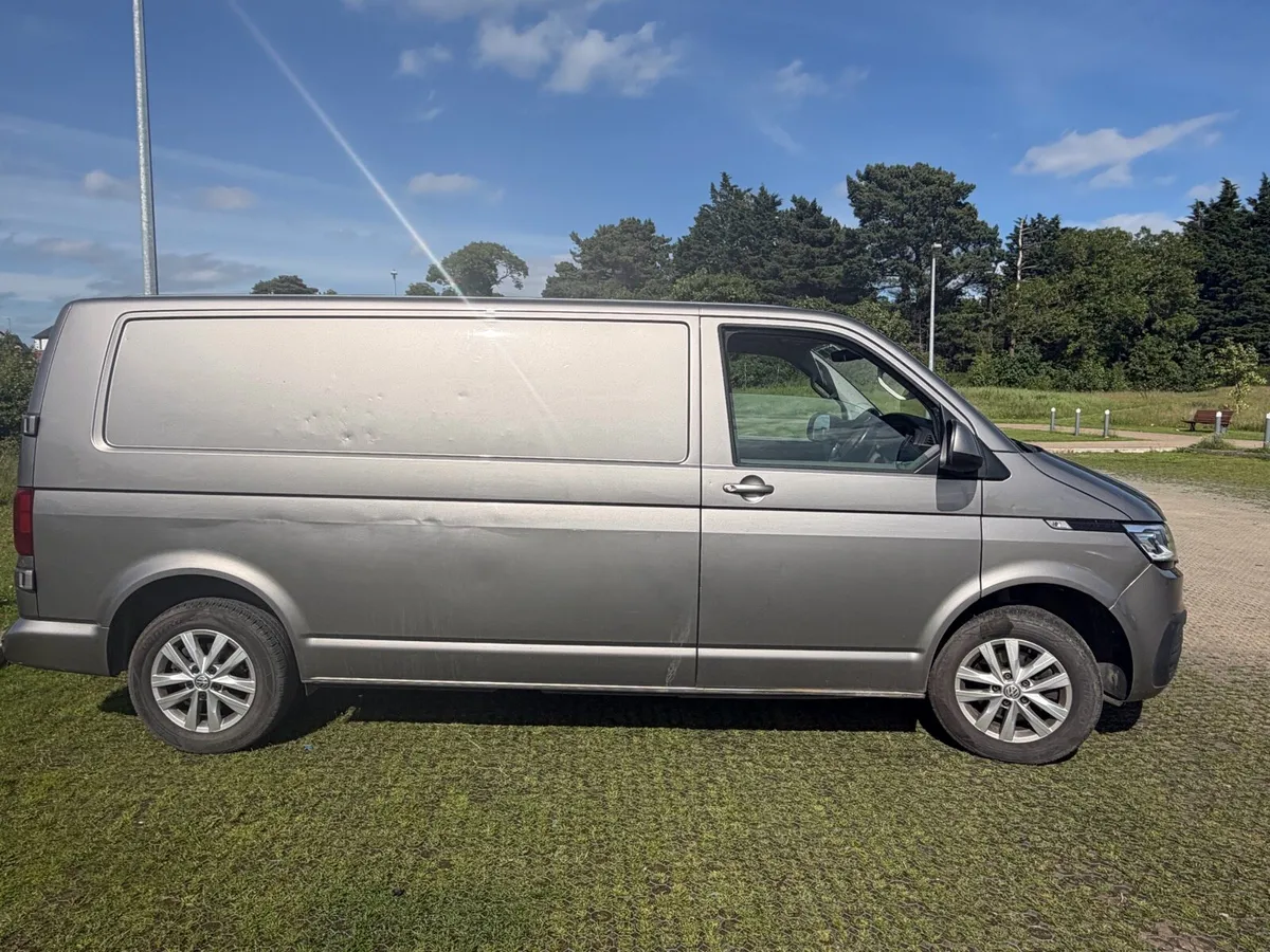 VW Transporter Highline T6 TDI 150hp cvrted no vat - Image 3