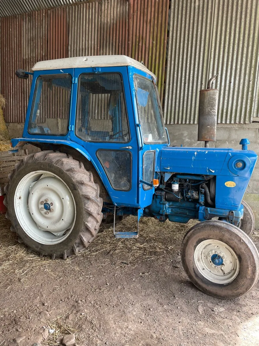 Ford 4600 - Image 1