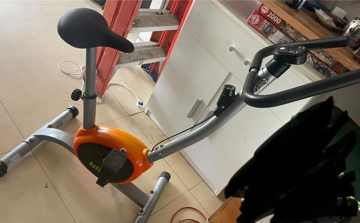 excercise bike - Image 1