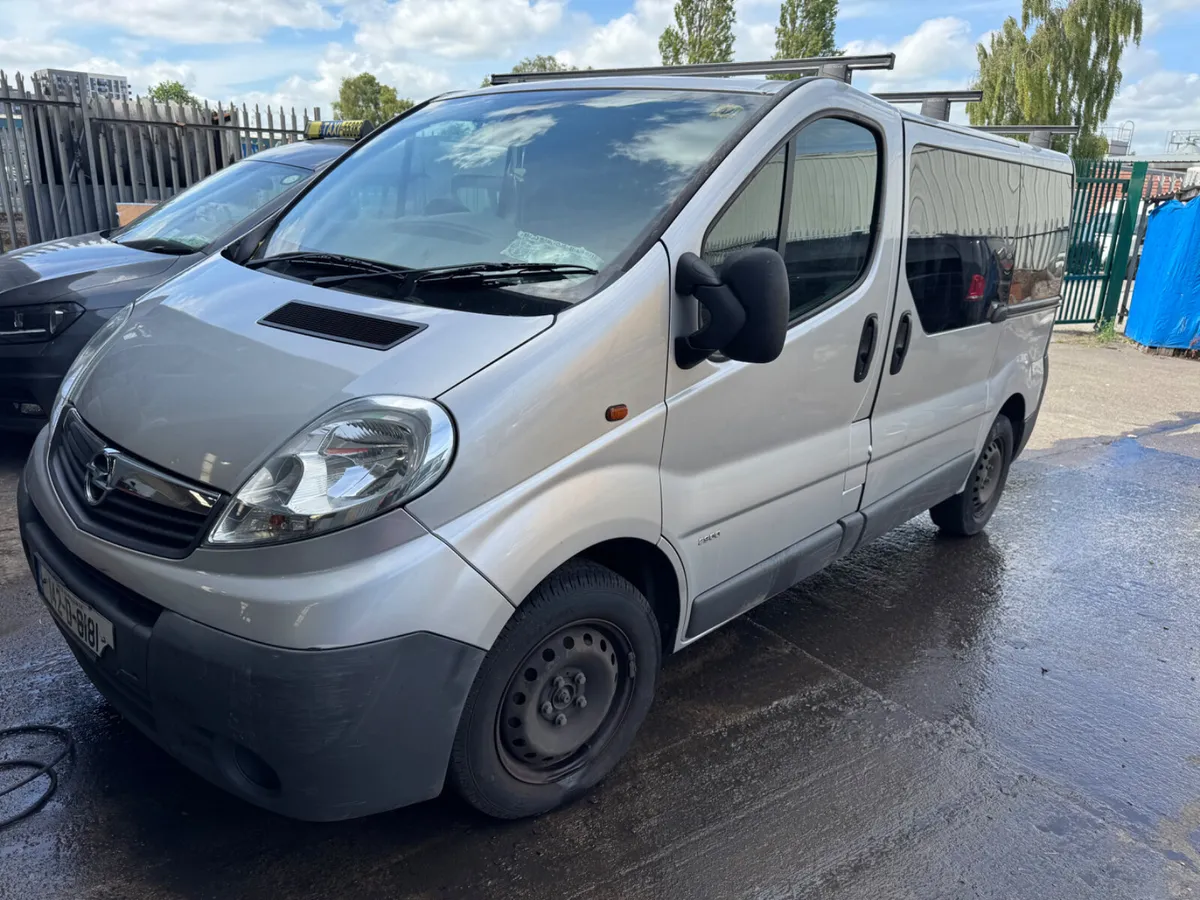 Opel Vivaro 2014 - Image 1